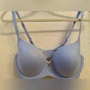 Victoria’s Secret body by Victoria lined Demi bra, size 38D, light blue